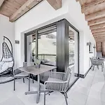 Corso Living Apartmanhotel 4*