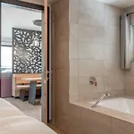アパートホテル Corso Living 4*